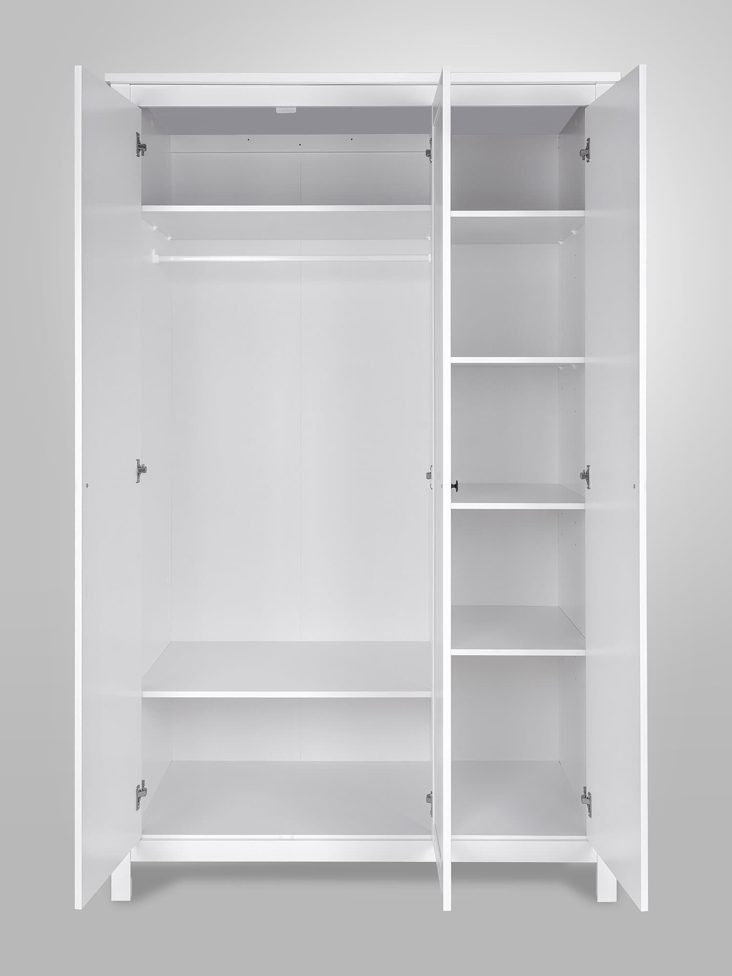 Шкаф распашной Сага, 3 двери, 132х64х215 см, белый 9